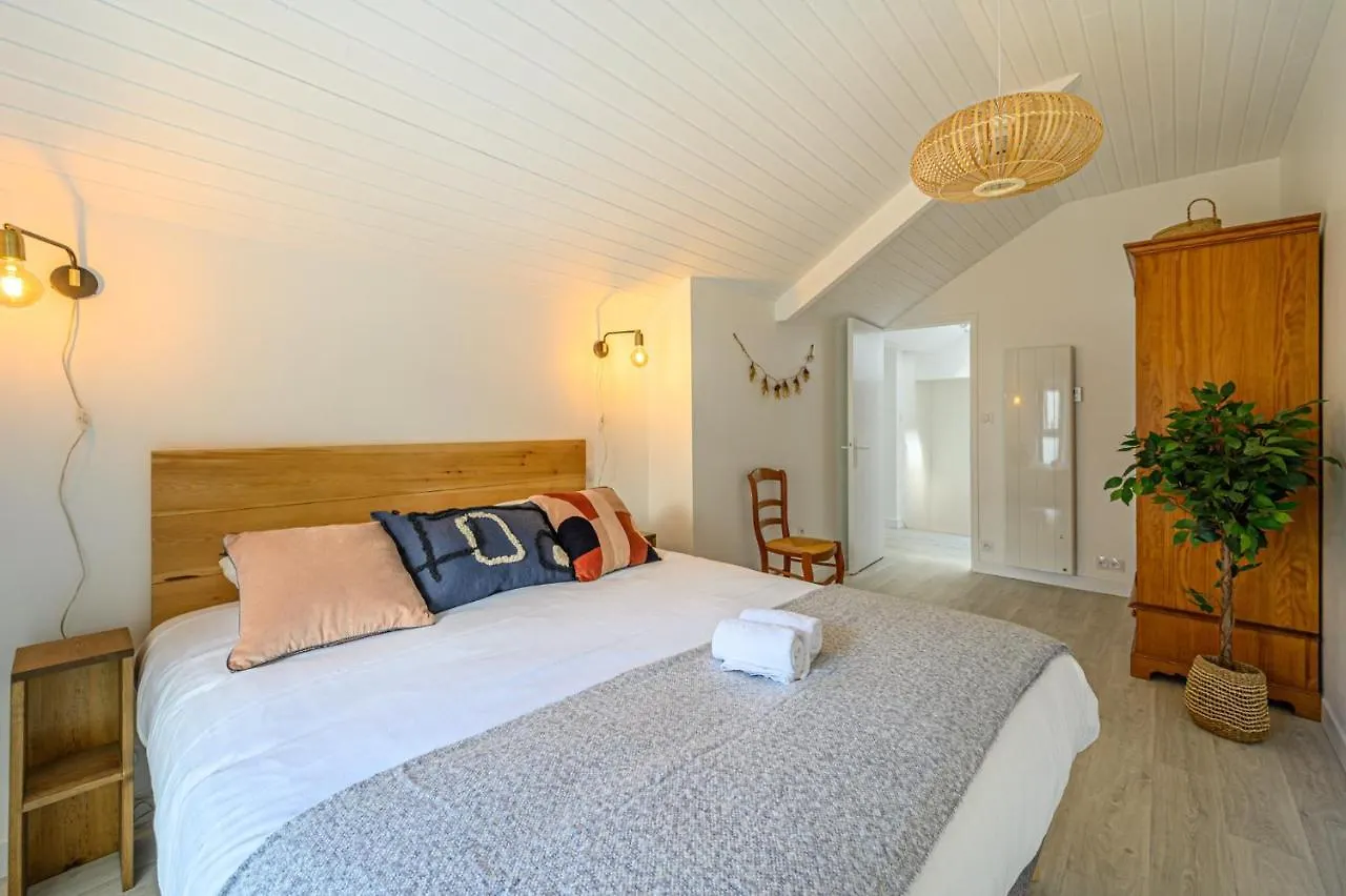 Le Krisco, Une Maisonnette En Coeur De Ville Avec Un Parking Prive Vannes Franciaország
